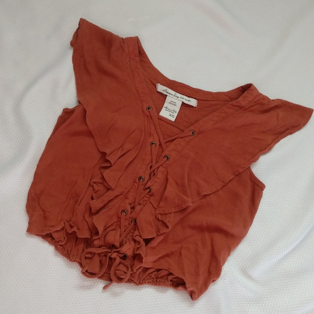 AMERICAN RAG Ladies XS crop halter top tan w. lace up front & ruffles galore bea